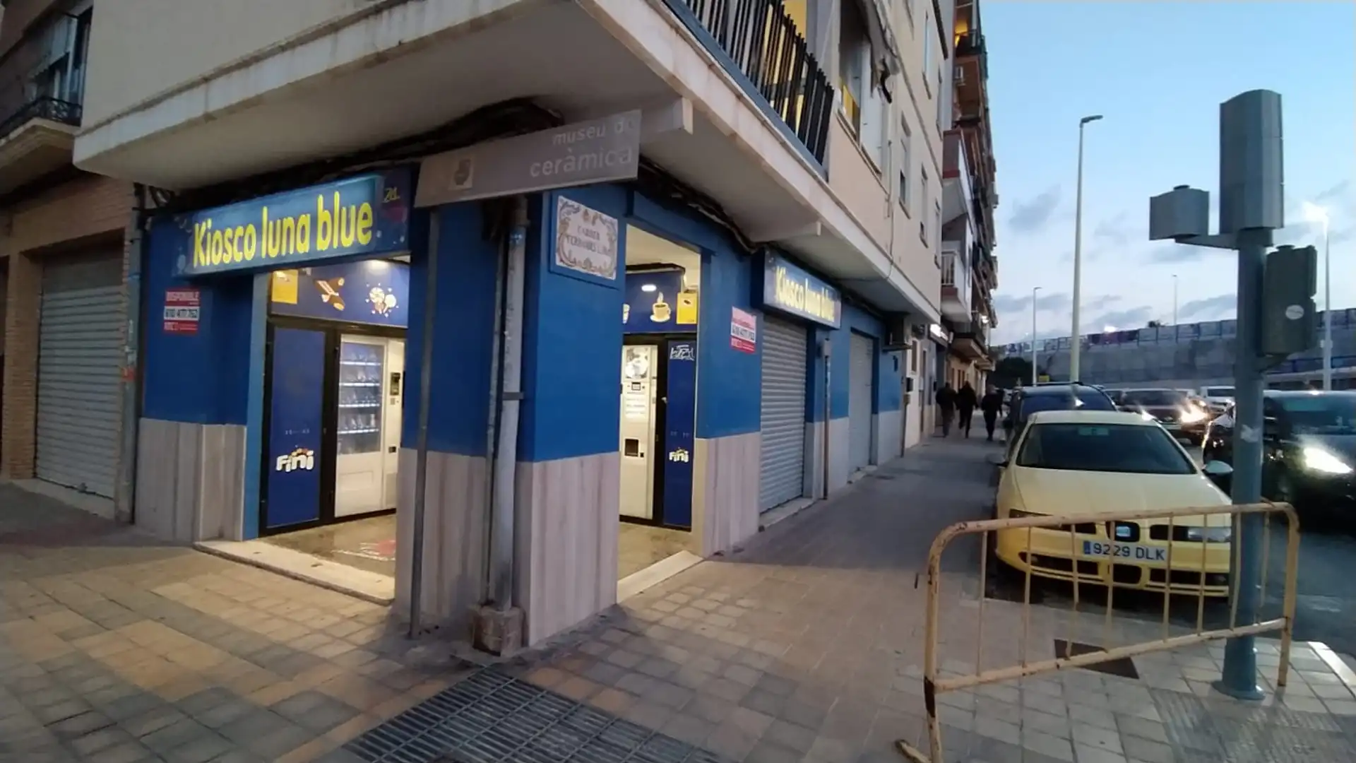 Local en venta en Manises con Alarma