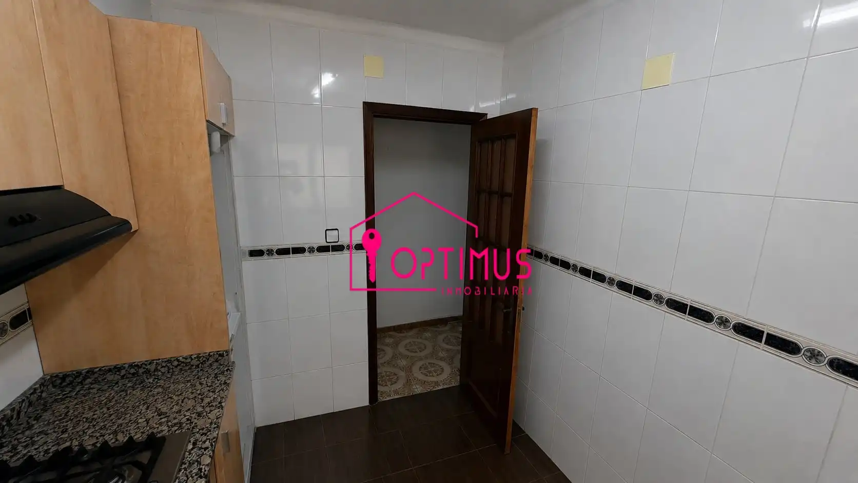 Cuina de Apartament en venda en Valencia amb Terrassa, Traster i Balcó