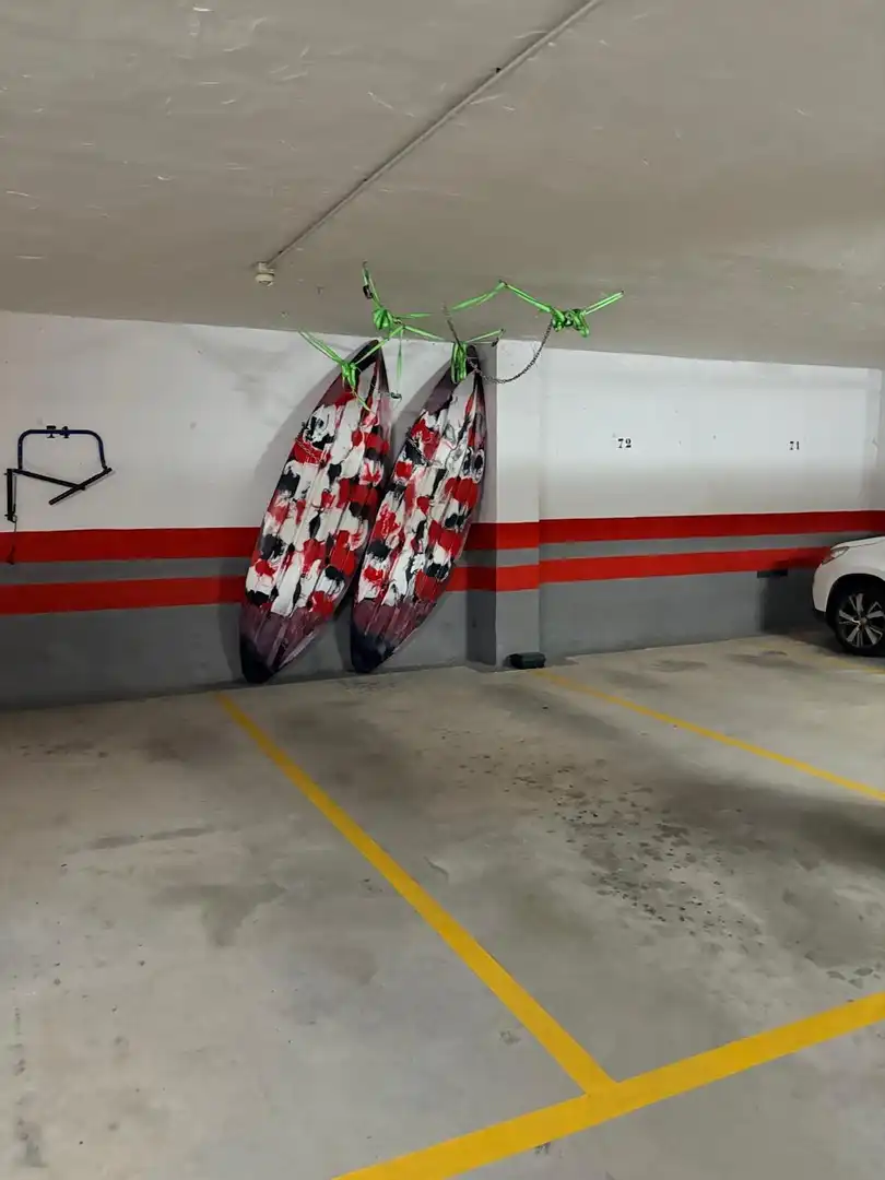 Parking de Piso de alquiler en Motril con Jardín privado, Terraza y Amueblado