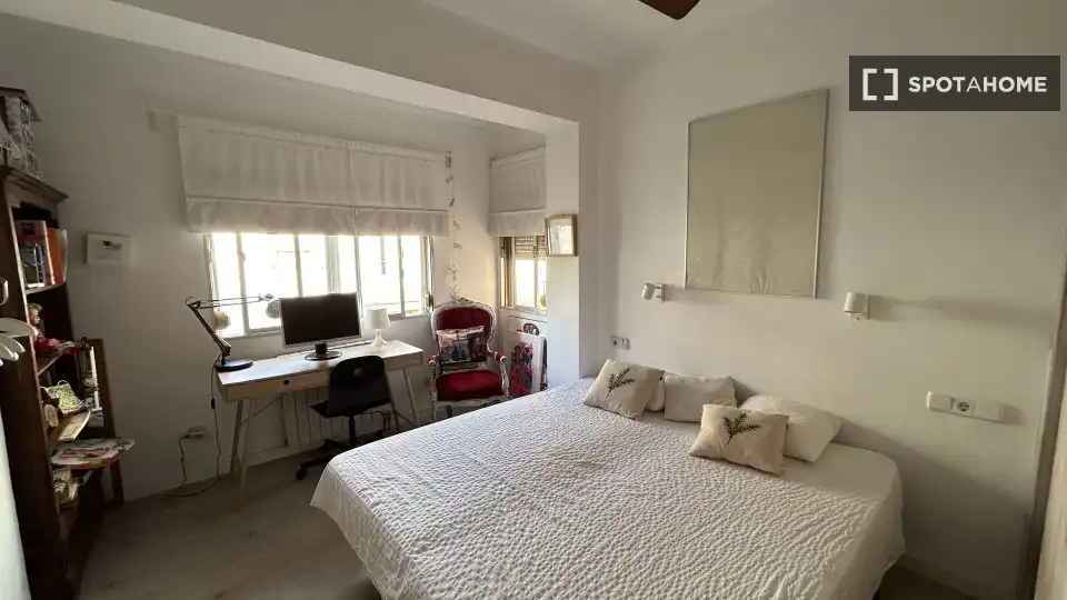 Habitación de Apartamento para compartir en  Palma de Mallorca con Aire acondicionado, Terraza y Amueblado