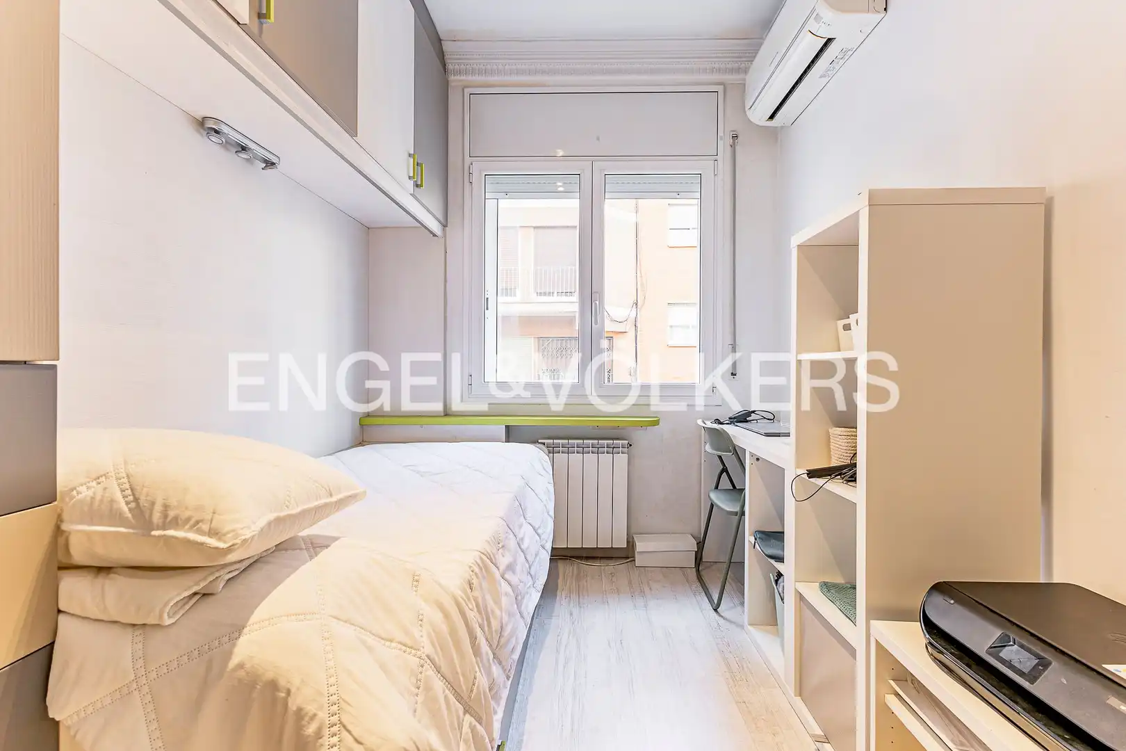 Terraced house with terrace for sale in Sant Andreu, imagen 9