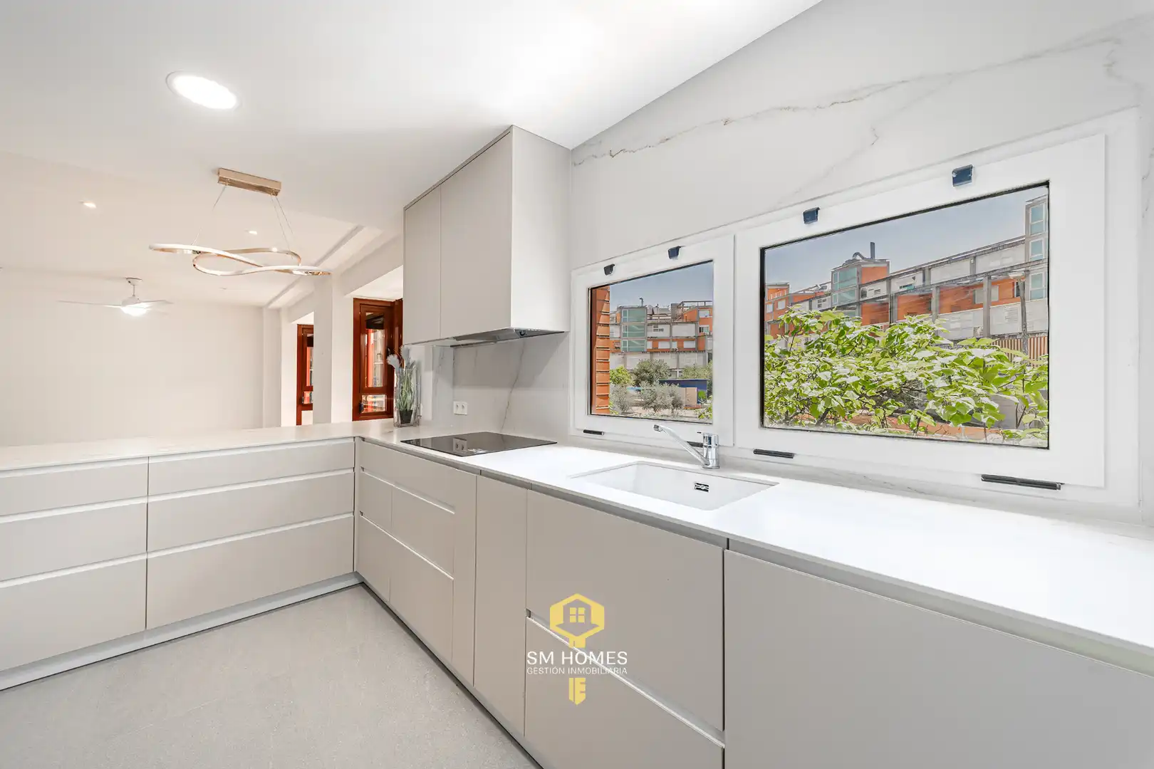 Flat with lift for sale in Pasaje Virgen de la Alegría, imagen 5