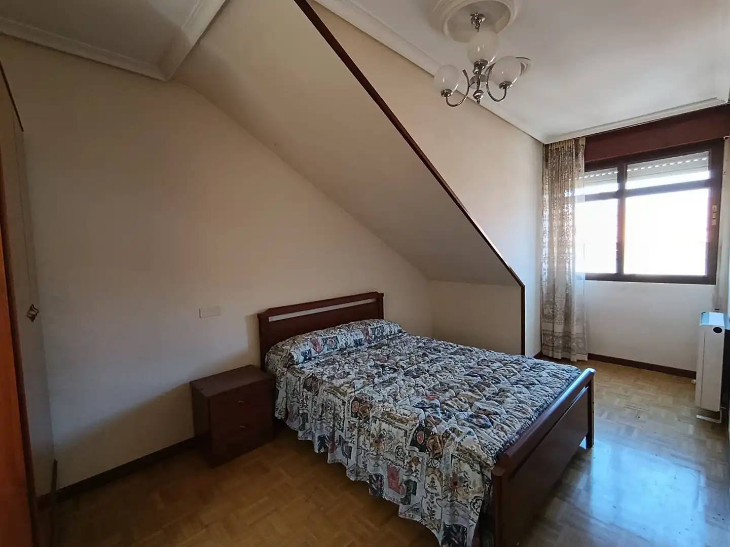 Dormitori de Àtic en venda en Benavente amb Calefacció i Parquet