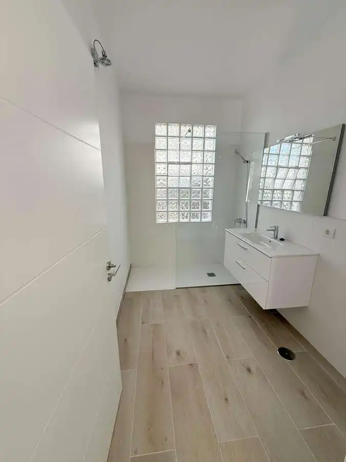 Bathroom of Flat for sale in Tías  with Furnished and Alarm