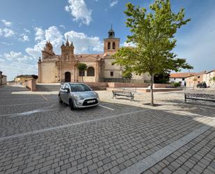 Aparcament de Finca rústica en venda en Adanero amb Jardí privat