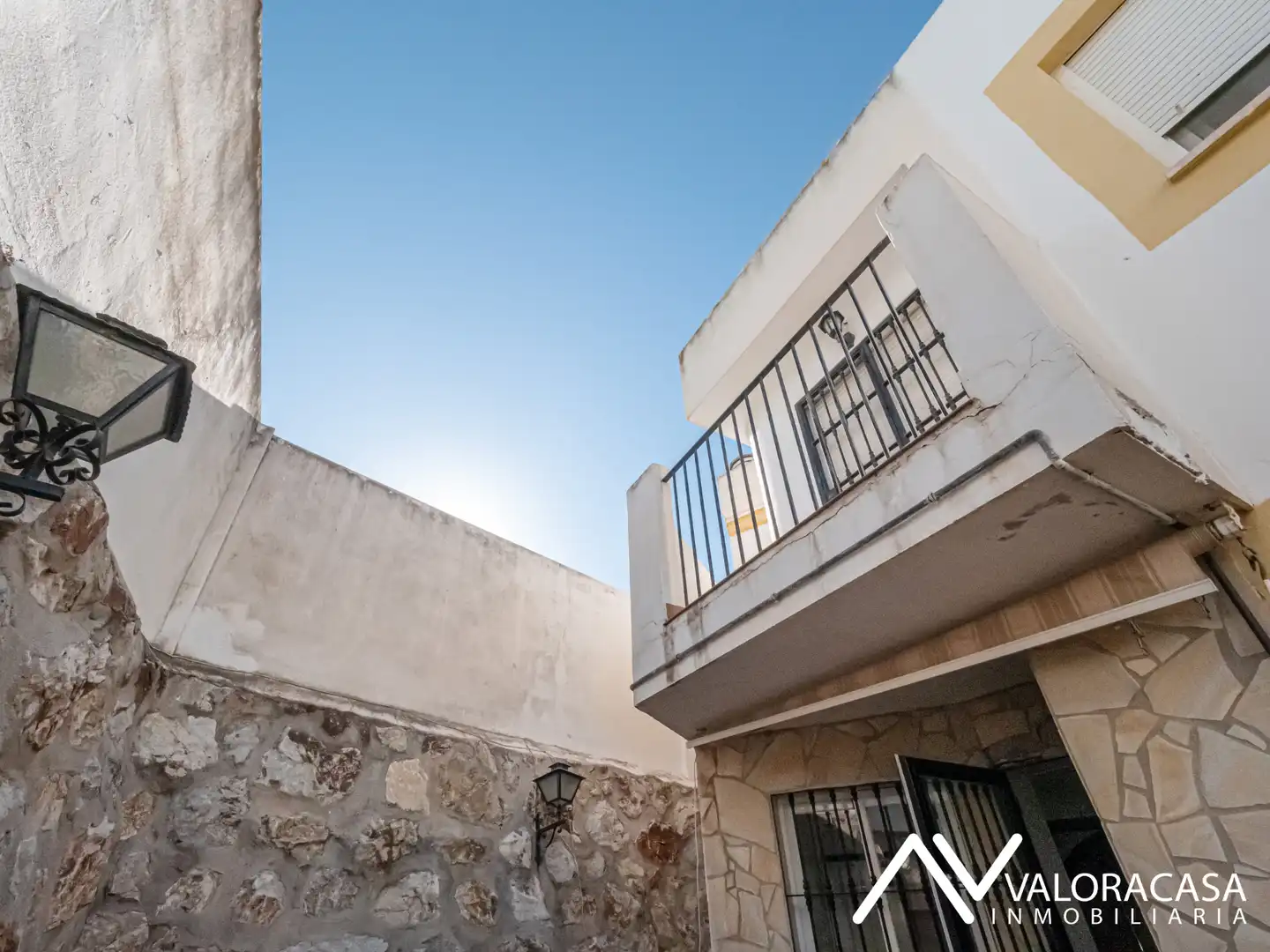 Vista exterior de Casa o xalet en venda en Cártama amb Aire condicionat, Terrassa i Moblat
