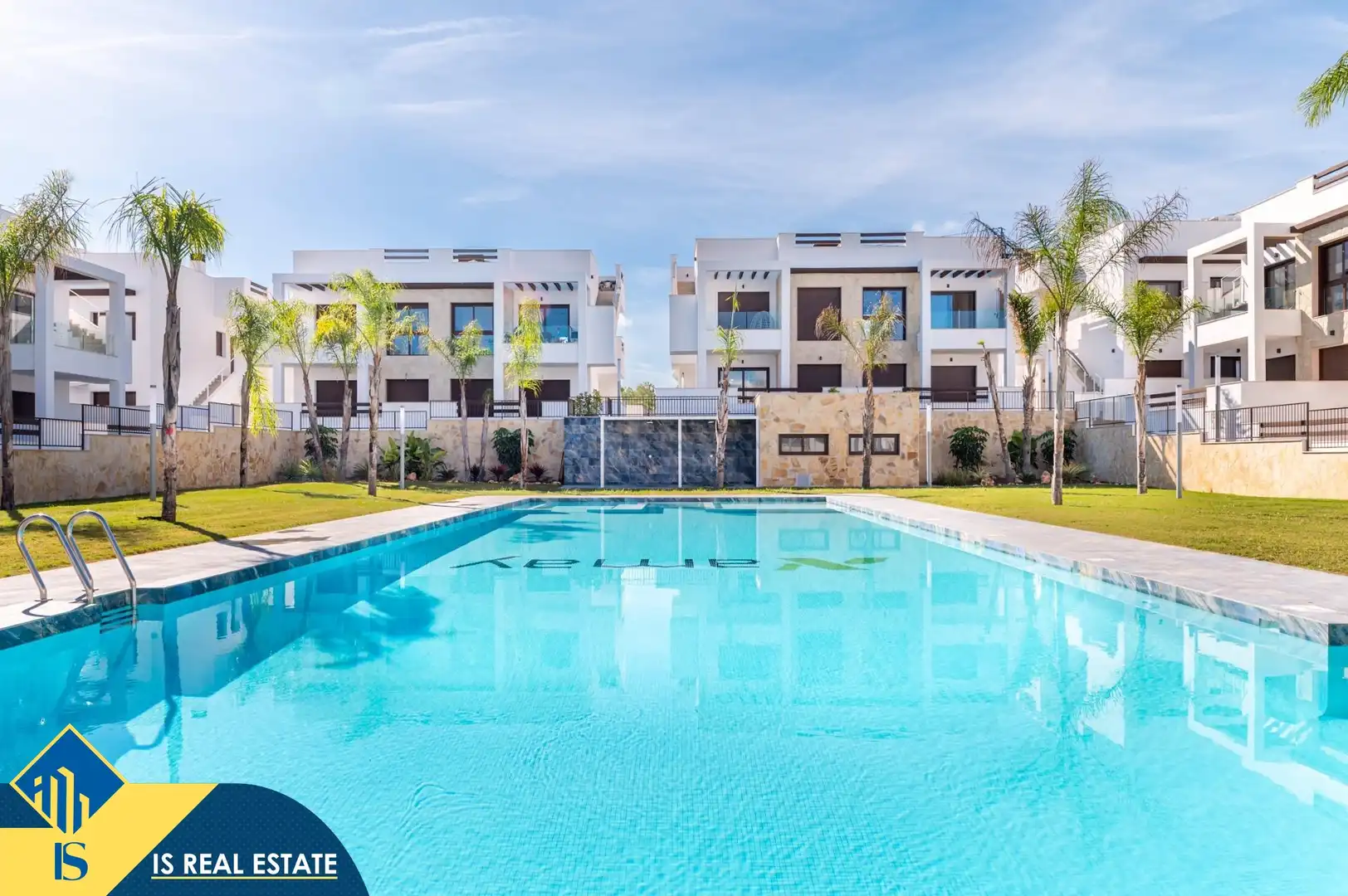 Bungalow avec piscine à vendre à Los Balcones - Los Altos