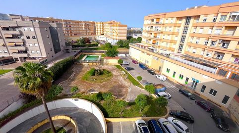 Photo 3 of Flat for rent in Chapín - Campus Universitario - Navinco, Jerez de la Frontera