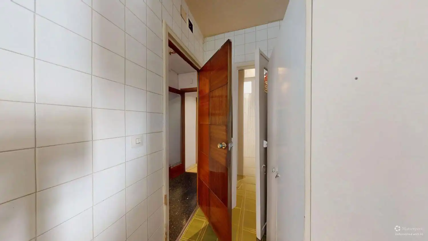 Flat for sale in Sevilla  with Air Conditioner, Terrace and Storage room