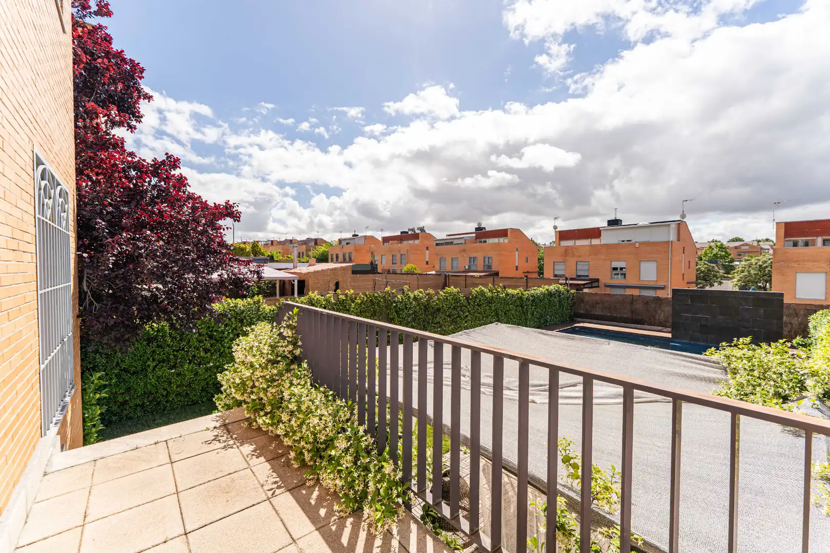 Terrassa de Casa adosada en venda en Arroyomolinos (Madrid) amb Aire condicionat, Calefacció i Jardí privat