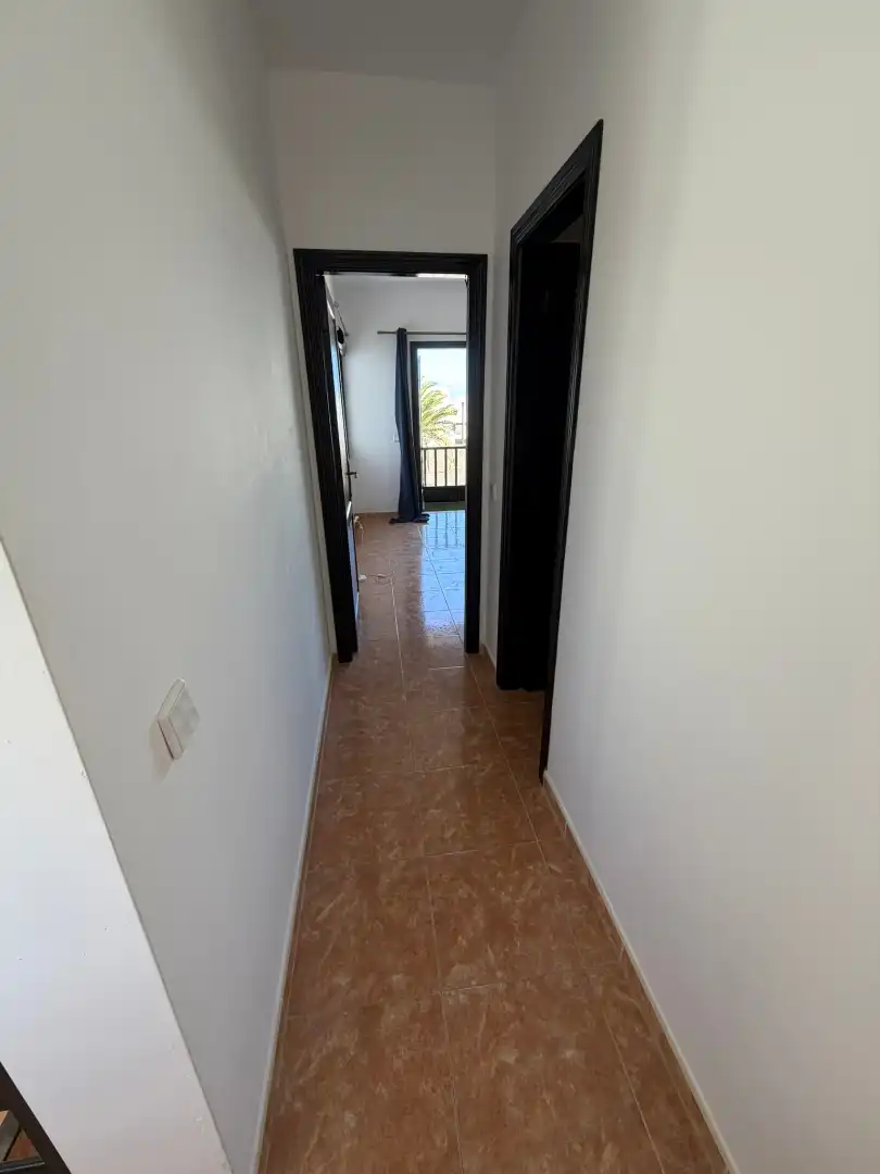 Casa aparellada amb terrassa en venda a Costa Teguise, imagen 15