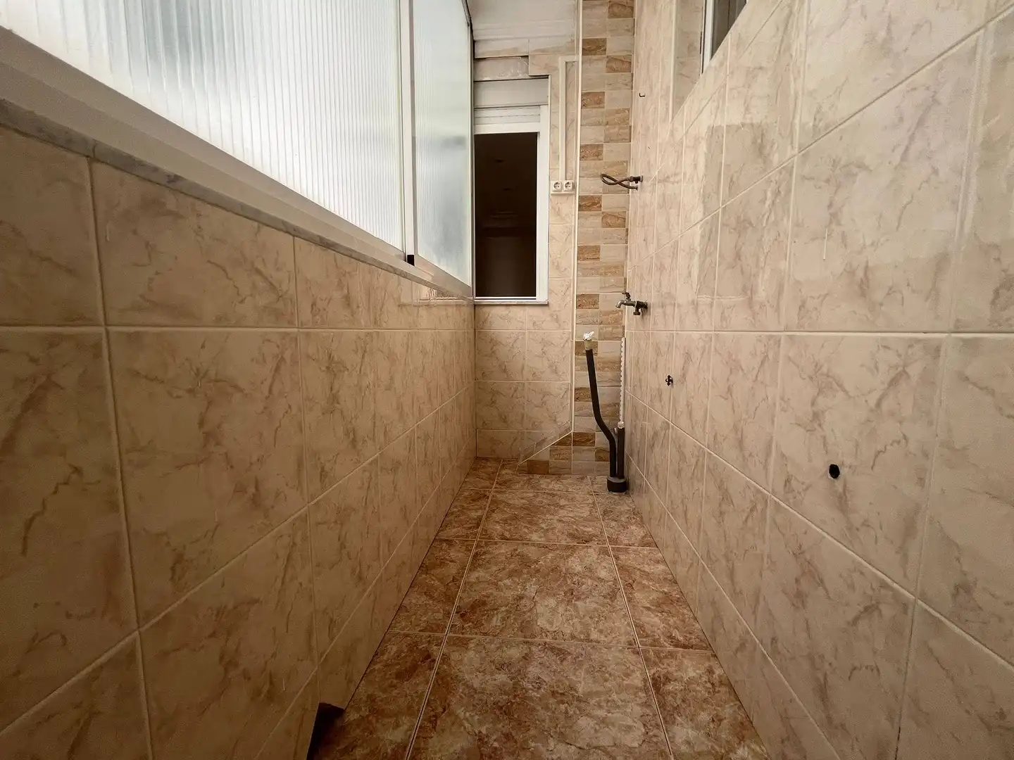 Baño de Piso en venta en Elche / Elx con Aire acondicionado, Calefacción y Balcón
