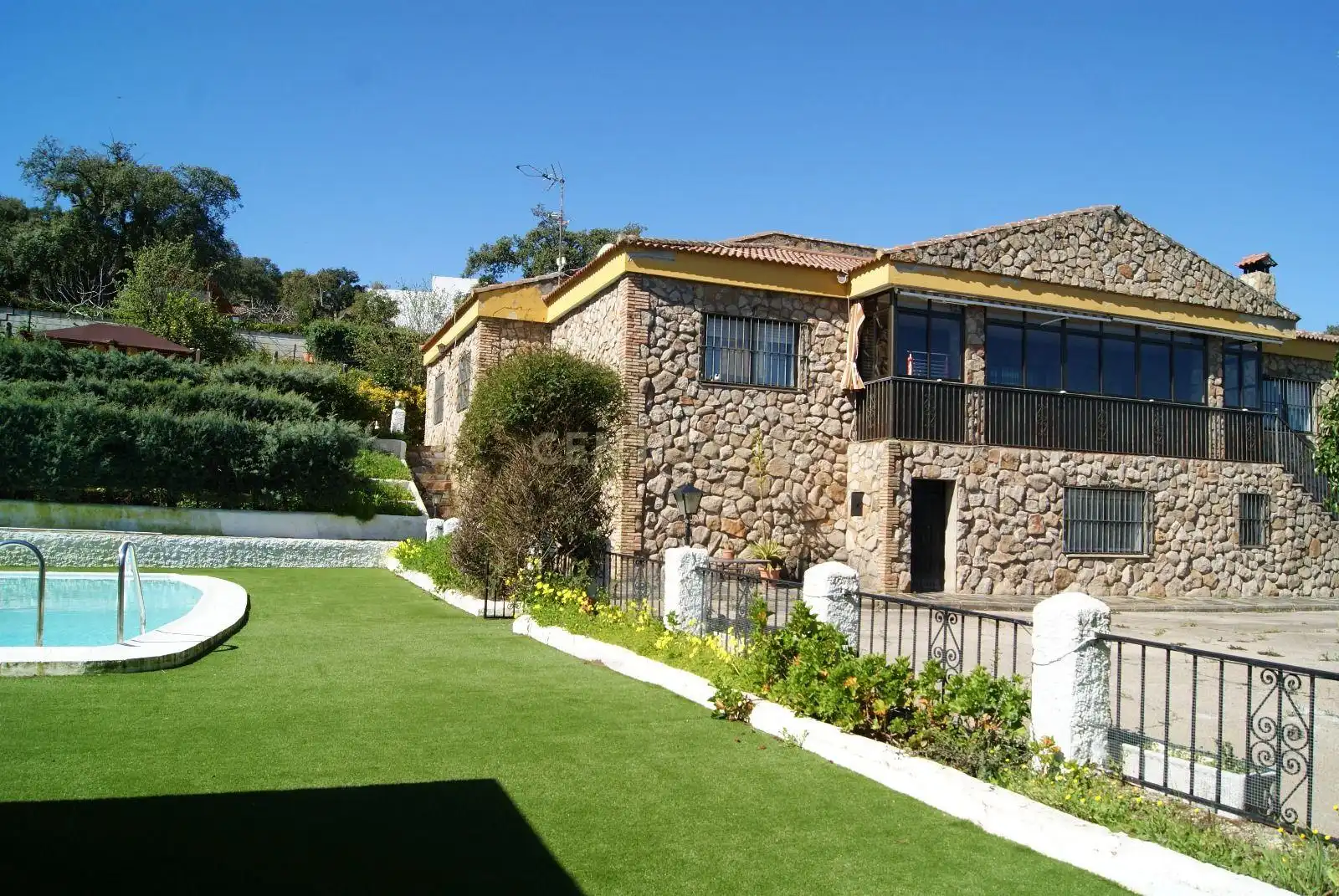 Exterior view of Houses for sale in Sierra de Fuentes  with Air Conditioner, Private garden and Storage room