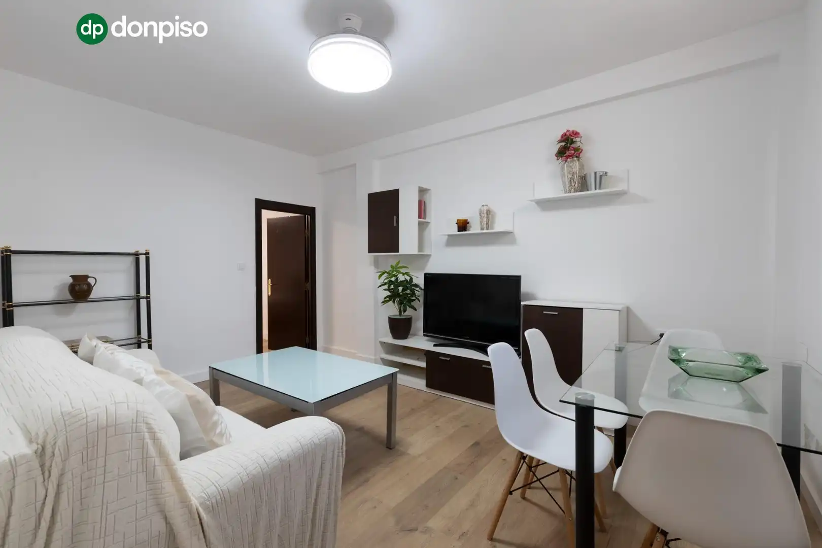 Flat for rent in Calle Pintor Lopez Mezquita, Camino de Ronda