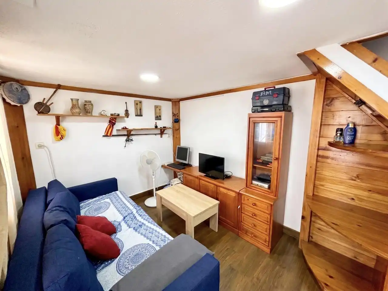 Sala d'estar de Apartament en venda en Valencina de la Concepción amb Aire condicionat, Piscina i Moblat