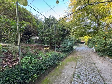 Villa mit Garten zum Verkauf in Portela Villestro