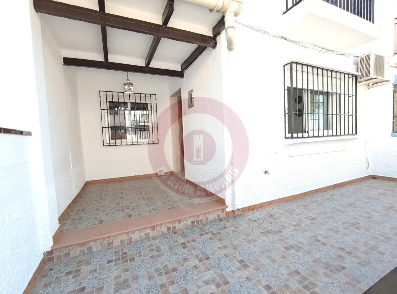 Casa adosada en venda a Calle Cruz del Cordero, 26, Norte - Barrio del Pilar - El Reñidero