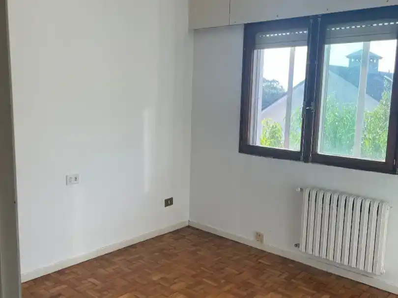 Habitación de Casa adosada en venta en Ames con Jardín privado, Parquet y Trastero