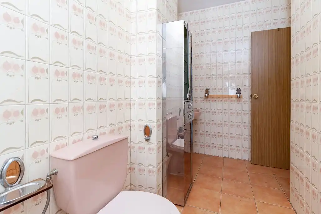 Baño de Piso en venta en Mengíbar con Balcón