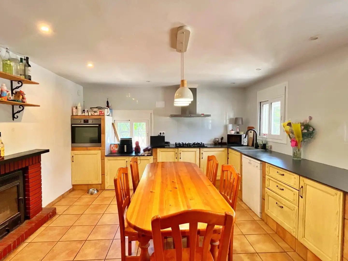 Küche von Haus oder Chalet zum Verkauf in Roquetes mit Klimaanlage, Heizung und Privatgarten