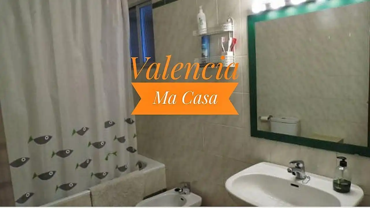Badezimmer von Dachboden zur Miete in Valencia mit Klimaanlage, Heizung und Terrasse