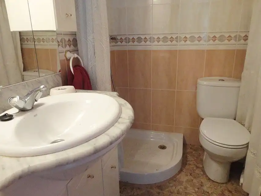 Baño de Casa adosada en venta en Riocavado de la Sierra