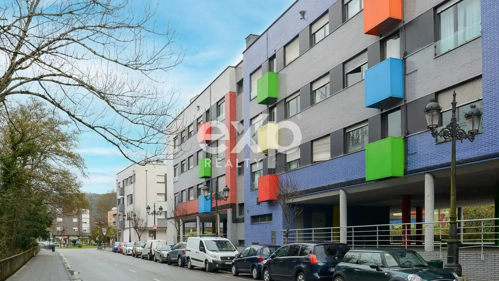 Vista exterior de Piso en venta en Oviedo  con Calefacción, Trastero y Amueblado