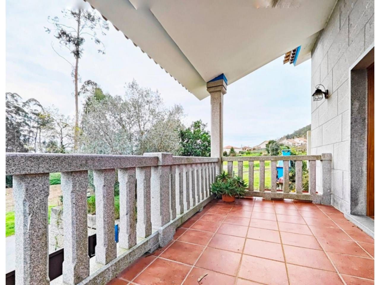 Terrassa de Casa o xalet en venda en Sanxenxo amb Calefacció, Jardí privat i Terrassa