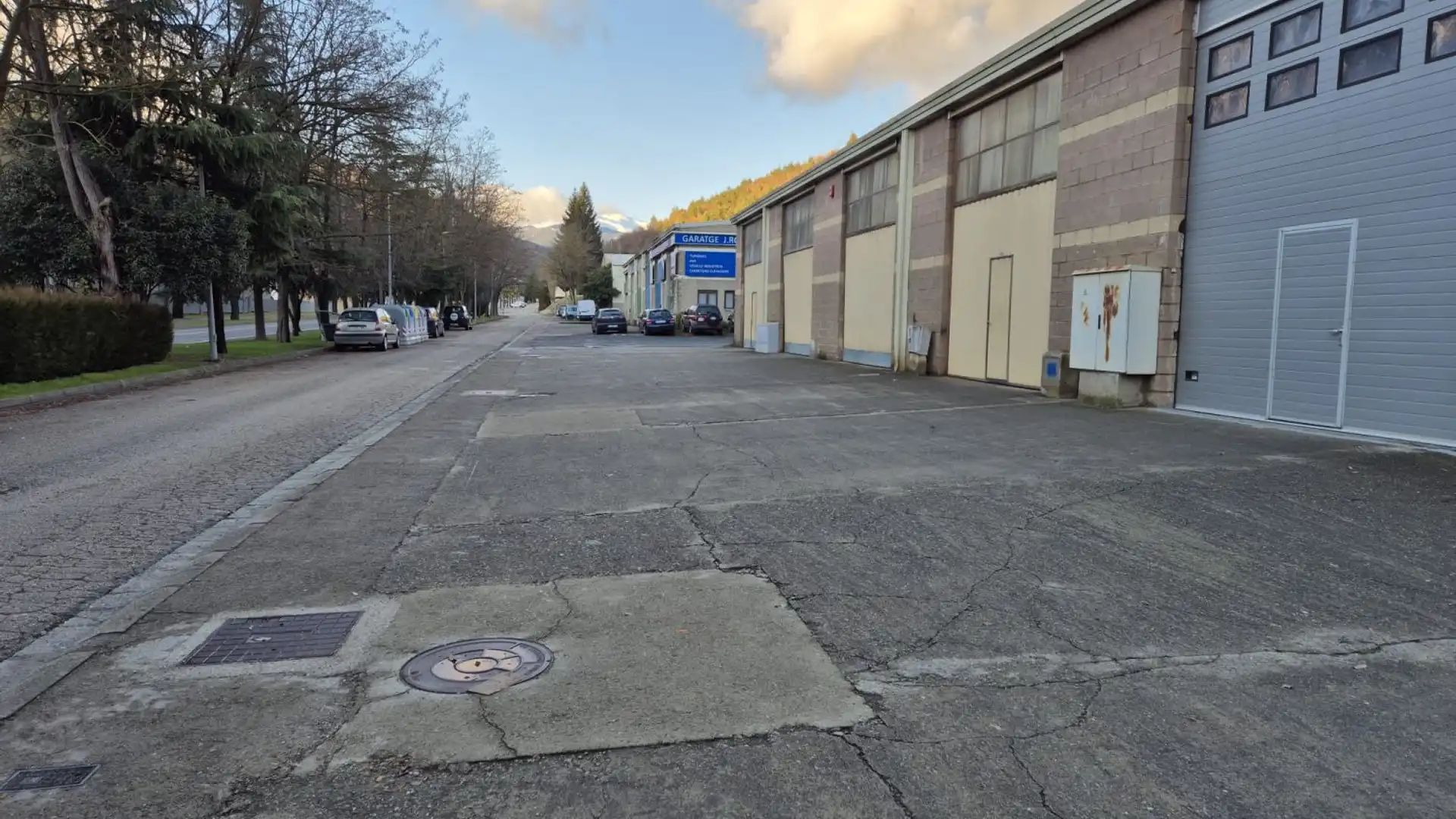 Exterior view of Industrial buildings for sale in Campdevànol