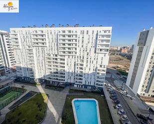 Vista exterior de Apartament de lloguer en  Valencia Capital amb Aire condicionat i Balcó