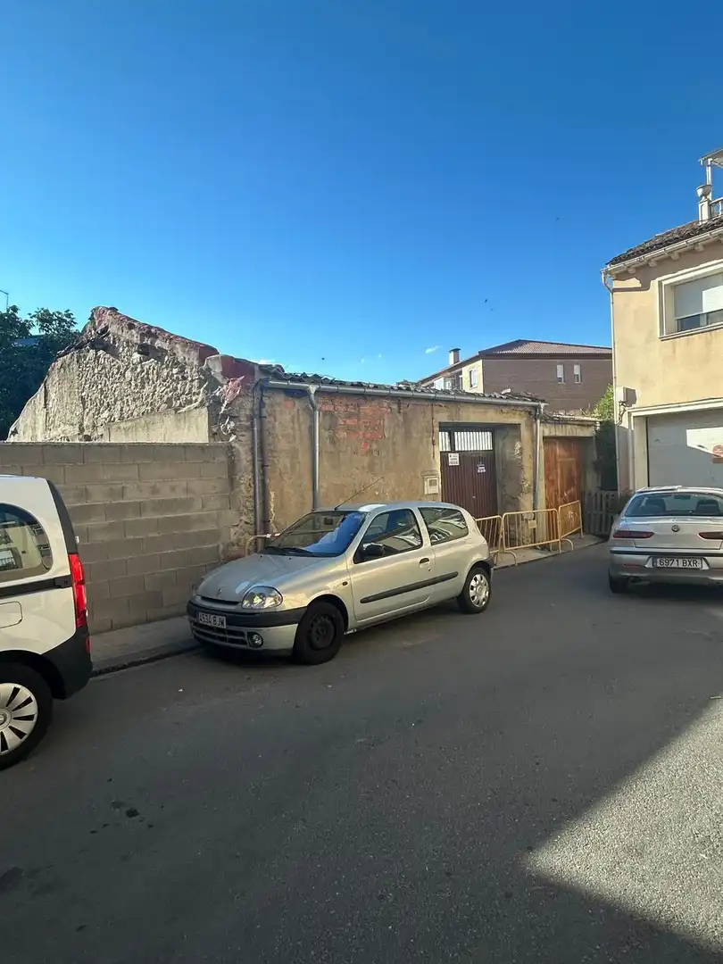 Aparcament de Casa o xalet en venda en Palazuelos de Eresma, Segovia