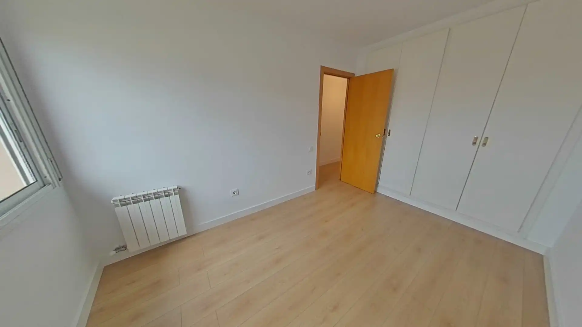 Habitación de Piso en venta en Girona con Calefacción y Parquet