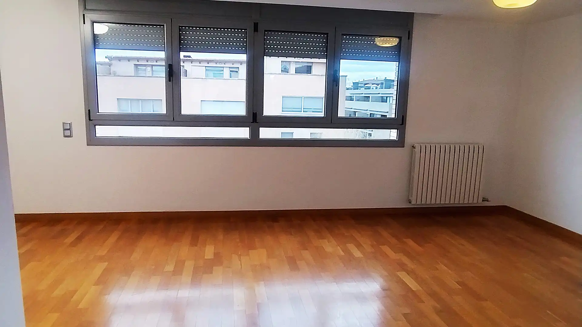 Casa adosada en venda en Castellar del Vallès amb Aire condicionat, Calefacció i Jardí privat