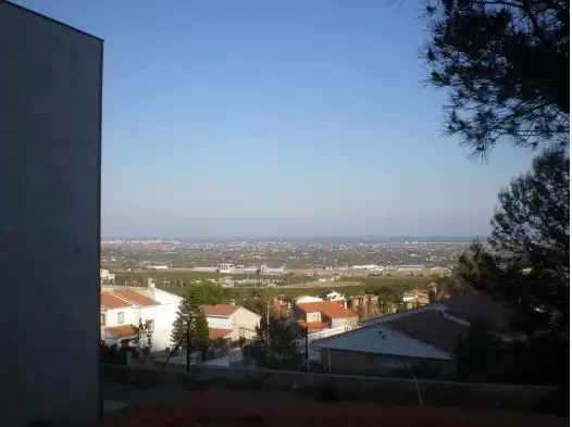 Vista exterior de Casa o xalet en venda en Castellón de la Plana / Castelló de la Plana amb Terrassa