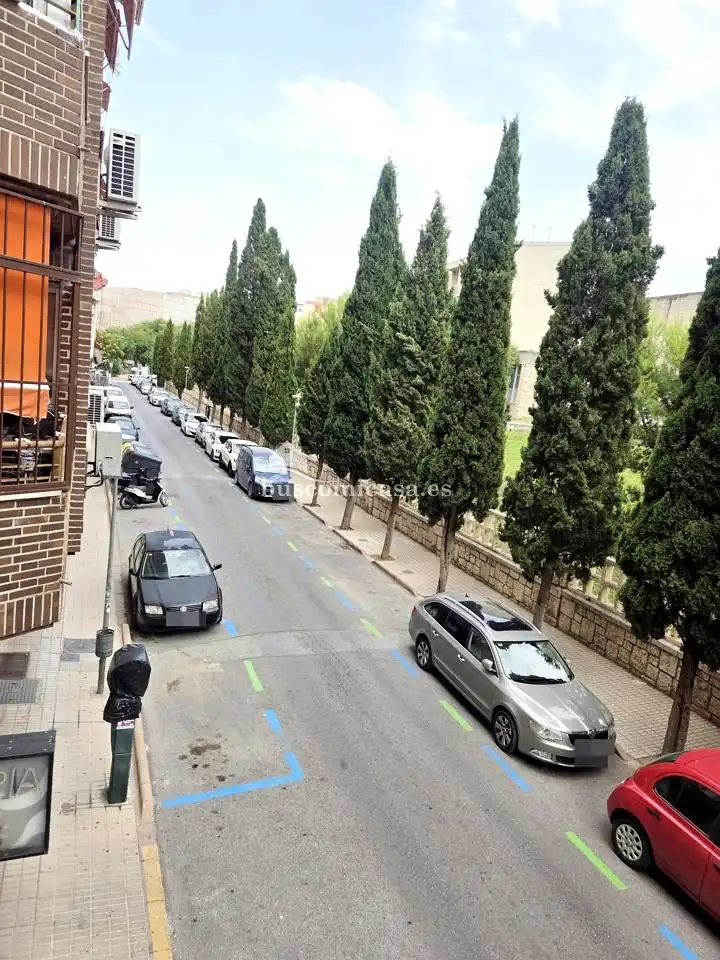 Aparcament de Pis en venda en Jaén amb Aire condicionat, Calefacció i Balcó