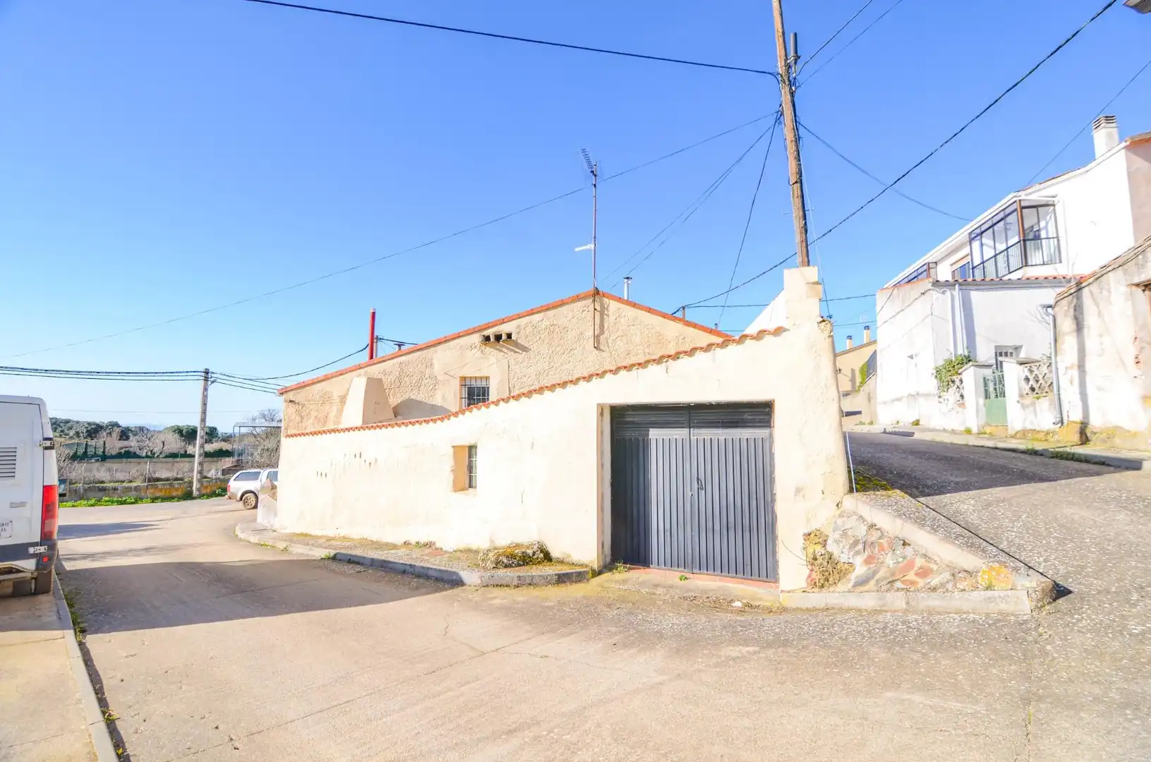Houses for sale in Frades de la Sierra