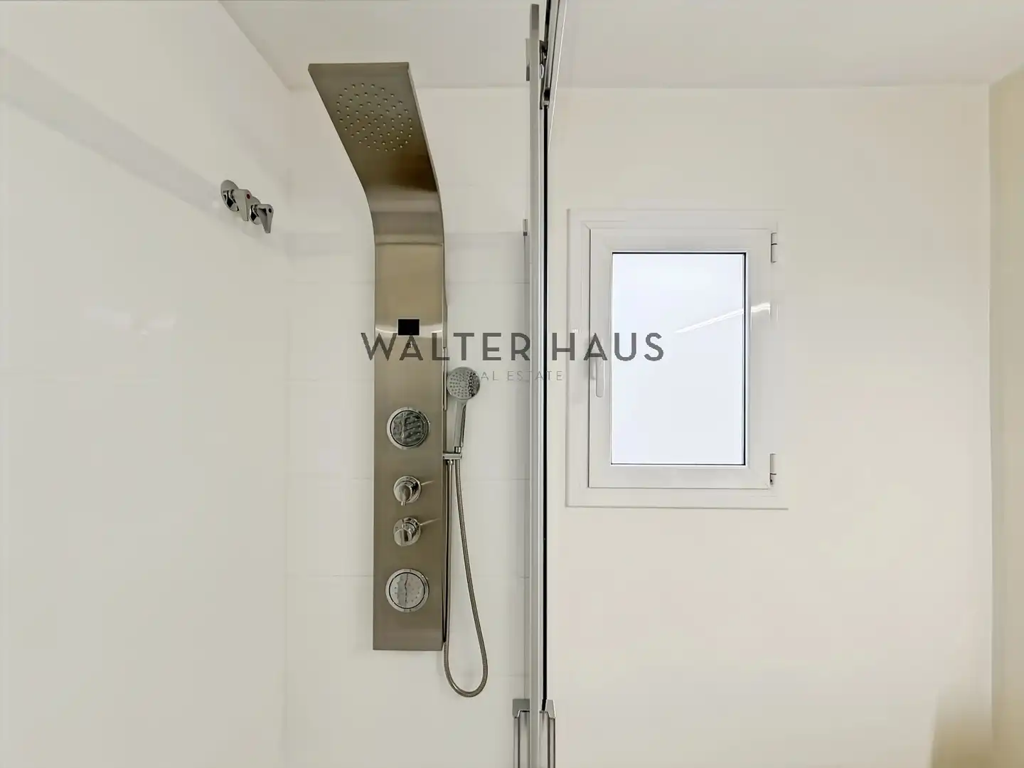 Baño de Dúplex en venta en Barcelona con Aire acondicionado y Amueblado
