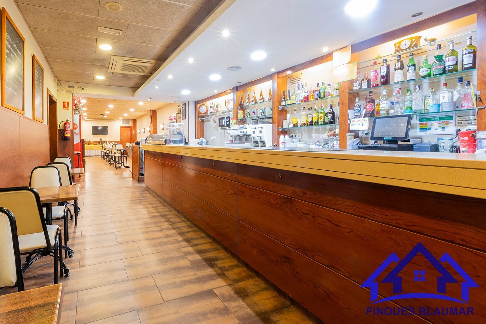 Geschaftsraum zum Verkauf in Arenys de Mar mit Klimaanlage und Möbliert