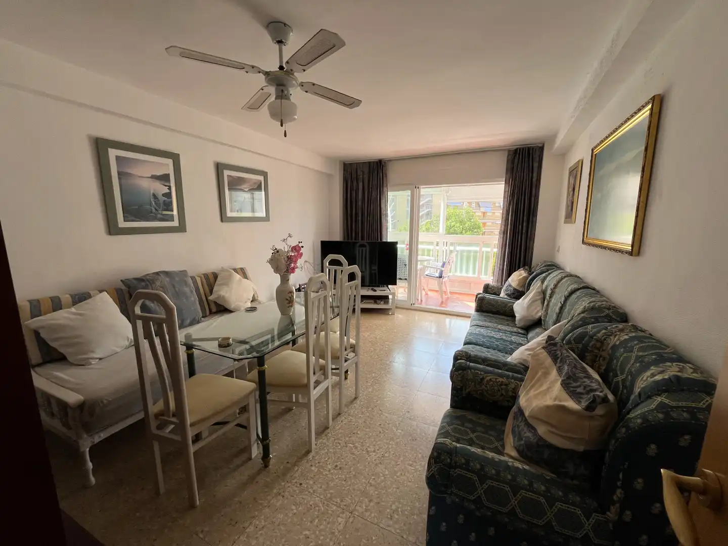 Sala de estar de Piso en venta en Alicante / Alacant con Terraza, Trastero y Amueblado