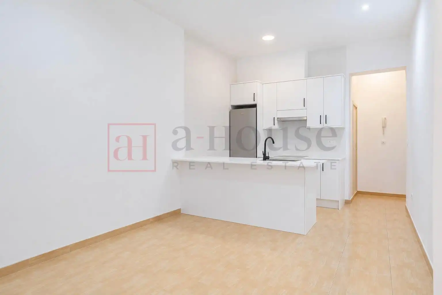 Cocina de Planta baja en venta en Madrid con Calefacción