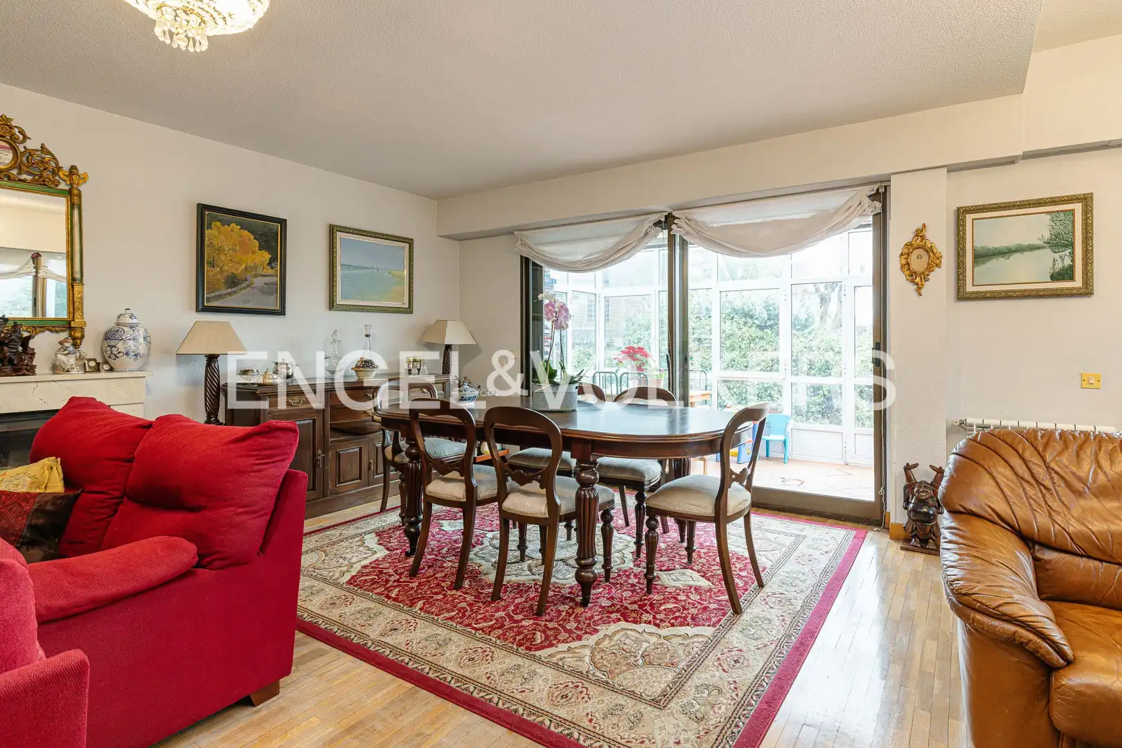 Comedor de Casa o chalet en venta en Pozuelo de Alarcón con Calefacción, Jardín privado y Terraza