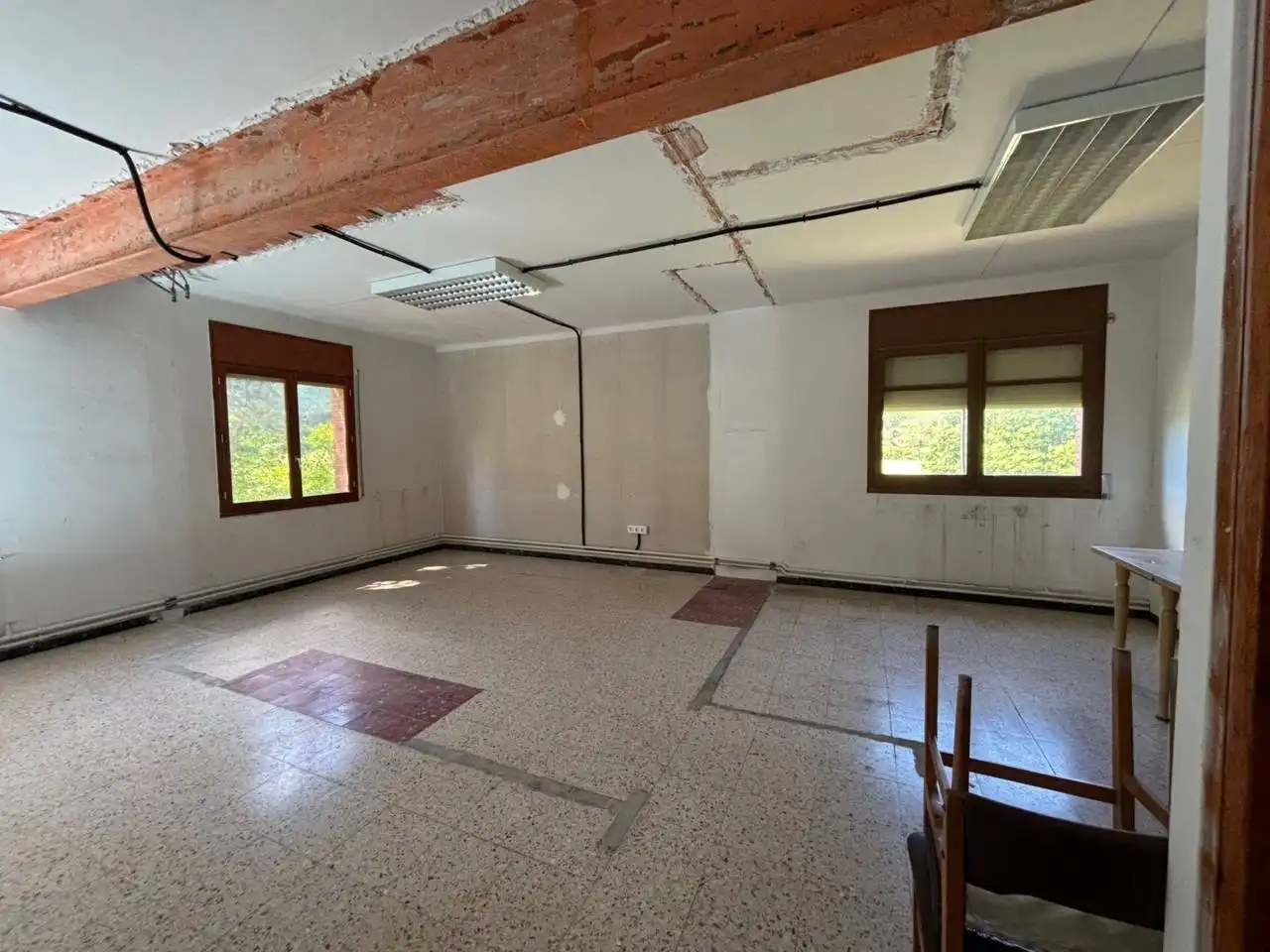 Menjador de Casa o xalet en venda en La Llacuna amb Jardí privat