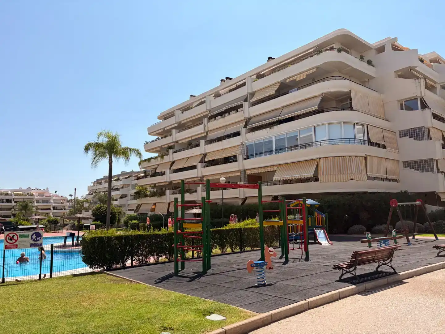 Exterior view of Flat for sale in Marbella  with Air Conditioner, Swimming Pool and Balcony