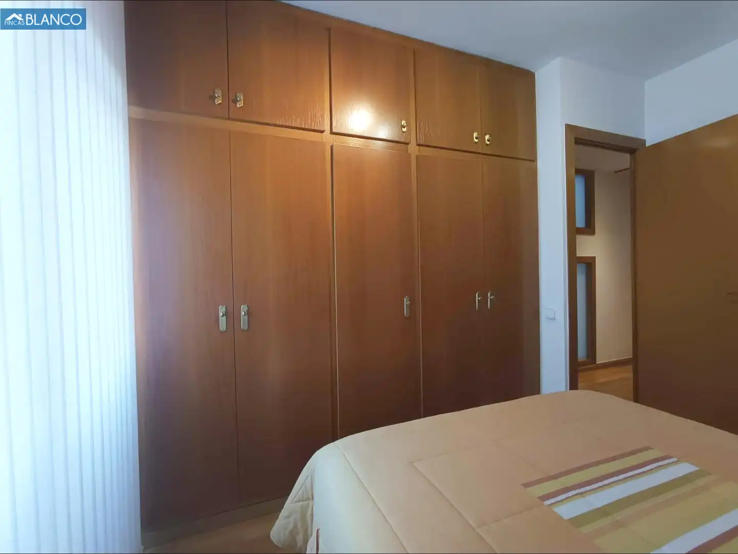 Bedroom of Houses for sale in L'Hospitalet de Llobregat  with Air Conditioner, Heating and Terrace
