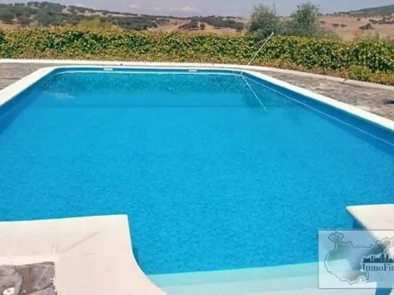 Piscina de Finca rústica en venta en Higuera de Vargas con Aire acondicionado, Jardín privado y Terraza