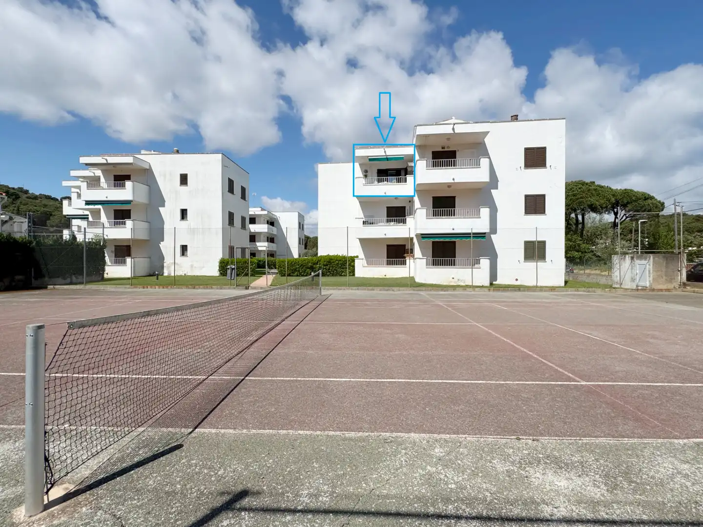 Außenansicht von Wohnungen zum Verkauf in L'Escala mit Klimaanlage, Parkett und Terrasse