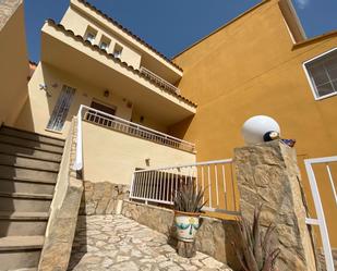 Exterior view of Single-family semi-detached to rent in Requena  with Air Conditioner, Terrace and Balcony