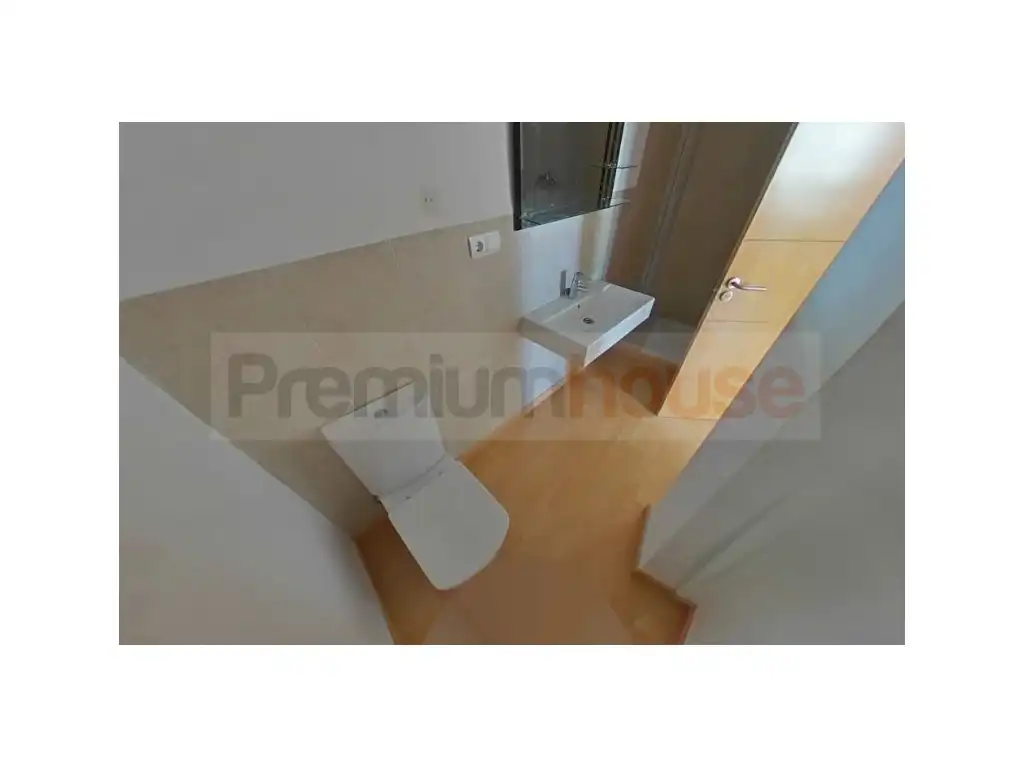 Bany de Dúplex en venda en L'Ampolla amb Jardí privat, Piscina i Balcó