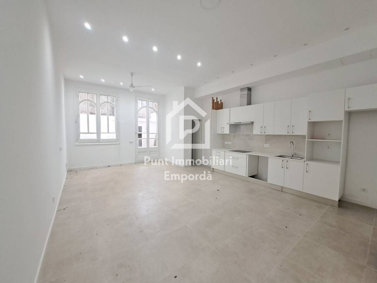 Exterior view of House or chalet for sale in Figueres  with Private garden and Terrace