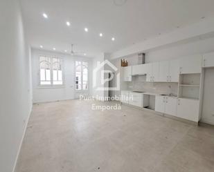 Exterior view of House or chalet for sale in Figueres  with Private garden and Terrace